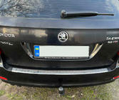 Skoda Superb 2009–2015 Carmos V1 takapuskurin suojalista (SW, ruostumaton teräs) kuva 1