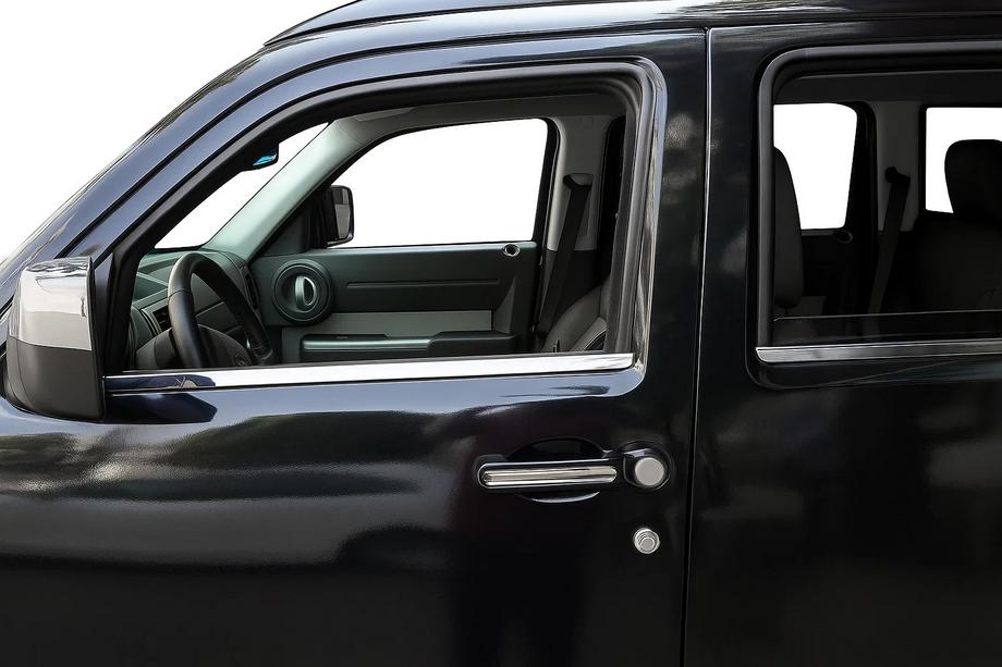 Jeep Cherokee/Liberty 2007–2013 Ovenkahvan kromisuojat (4 kpl, ruostumaton teräs) Image