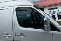 Mercedes Sprinter W906 2006–2018 Ura-asenteiset ikkunatuuliohjaimet (2 kpl, HIC) kuva 3