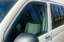 Volkswagen T5 Multivan 2003–2010 Ura-asenteiset ikkunatuuliohjaimet (2 kpl, HIC) kuva 5