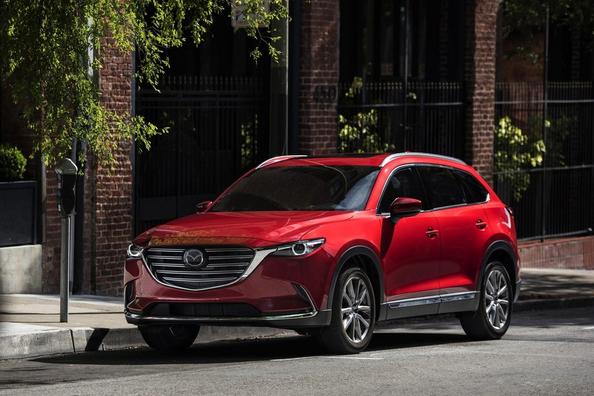 Mazda CX-9:n toisen sukupolven täysikokoinen crossover