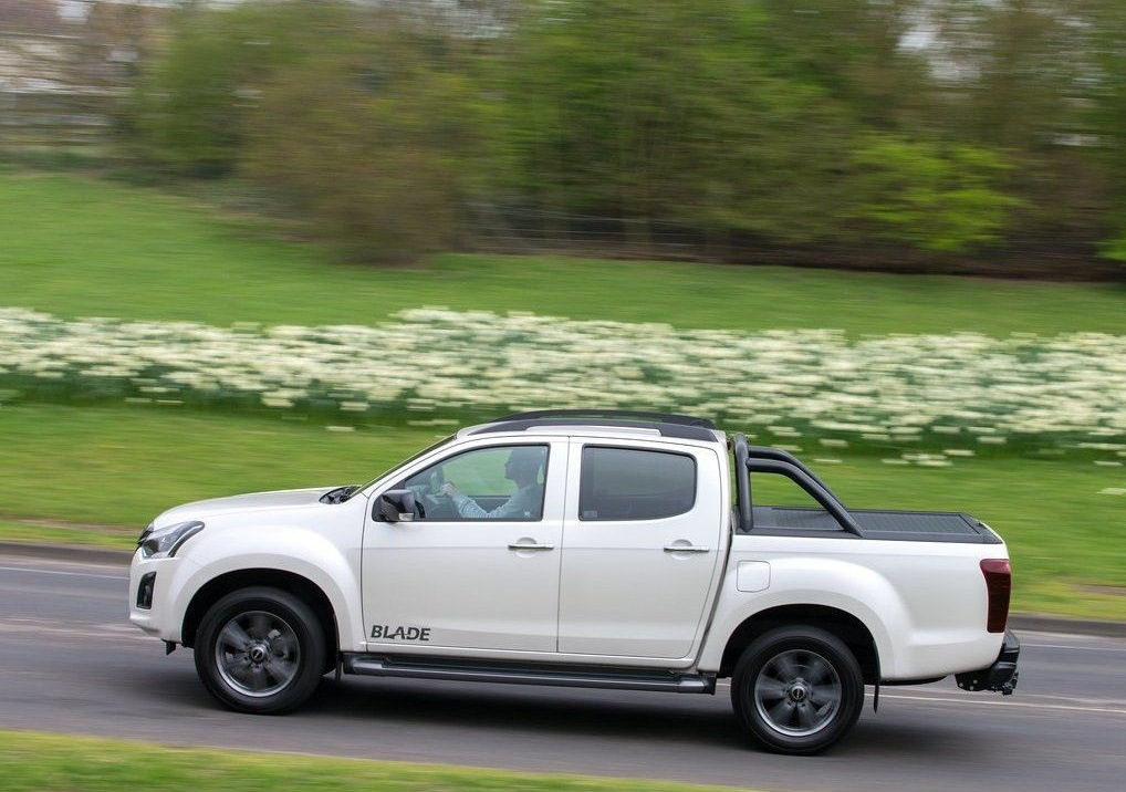 Koeajo: uudistettu Isuzu D-Max -pickup