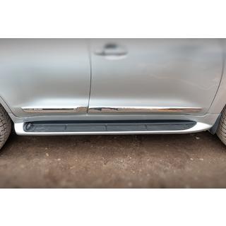 Sivuaskeleet LED-valaistuksella (design 2015-2020) Toyota Land Cruiser 200 2007–2021 kuva 3