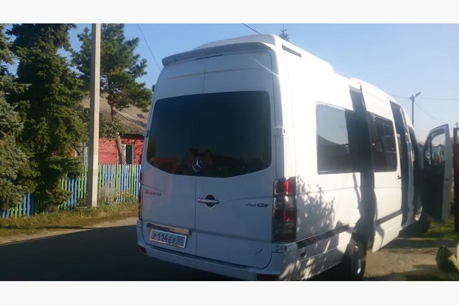 Volkswagen Crafter 2006–2016 Anatomik-spoileri (kapea malli, maalattava) Kuva 10