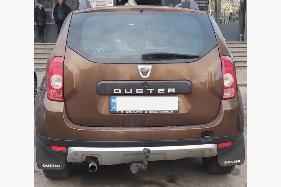 Renault Duster 2008–2017 Premium takaroiskeläpät (2 kpl) Kuva 5