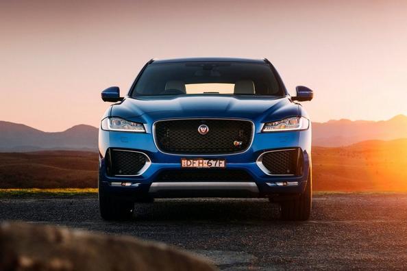 Premium-crossover Jaguar F-Pace -koeajo