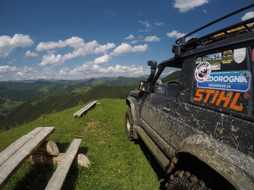 Maastoautokilpailu: Ukrainan RFC Off Road -mestaruussarjan osakilpailu Tšernivtsissä