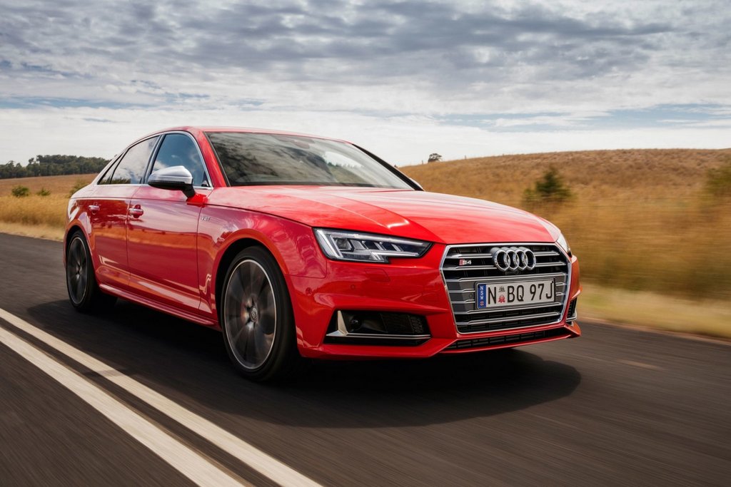 Koeajo: Audi S4 -urheilusedan