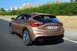 Premium-hatchback Infiniti Q30 kuva 3