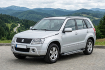 Suzuki Grand Vitara 2005–2017 Rainbow sivuaskelmat (2 kpl, alumiini) kuva 1