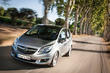 Katsaus kompaktiin tila-autoon Opel Meriva B kuva 4