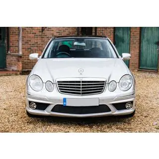 Korisarja (AMG E63) kuva 4