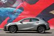 Premium-luokan kaupunkicrossover Lexus UX 200 kuva 10