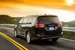 Chrysler Pacifica: täysikokoinen 7-paikkainen tila-auto kuva 11