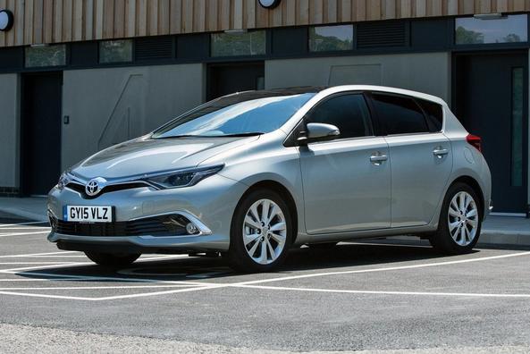 Toyota Auris -viisiovisen hatchbackin koeajo