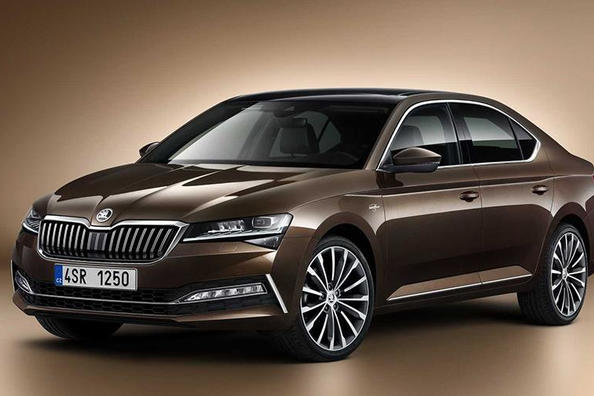 Koeajo: päivitetty Skoda Superb liftback 2019