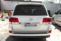 Toyota Land Cruiser 200 2007–2021 WALD-spoileri (alempi, 2016-2021) Valkoinen väri kuva 17
