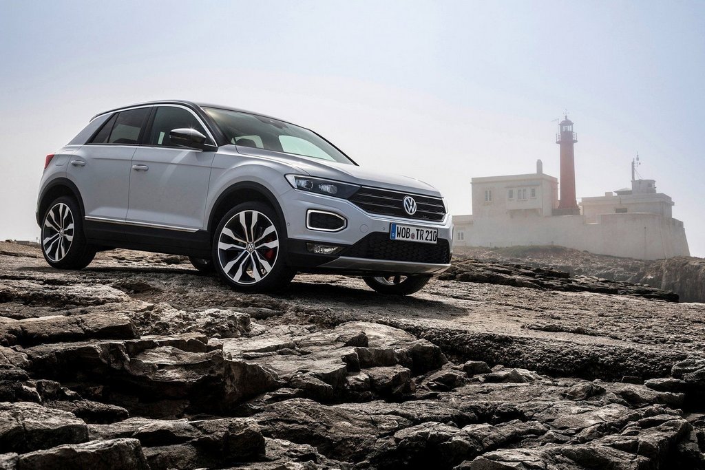 Katsaus kompaktiin crossoveriin Volkswagen T-Roc