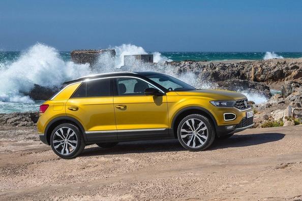 Katsaus kompaktiin crossoveriin Volkswagen T-Roc