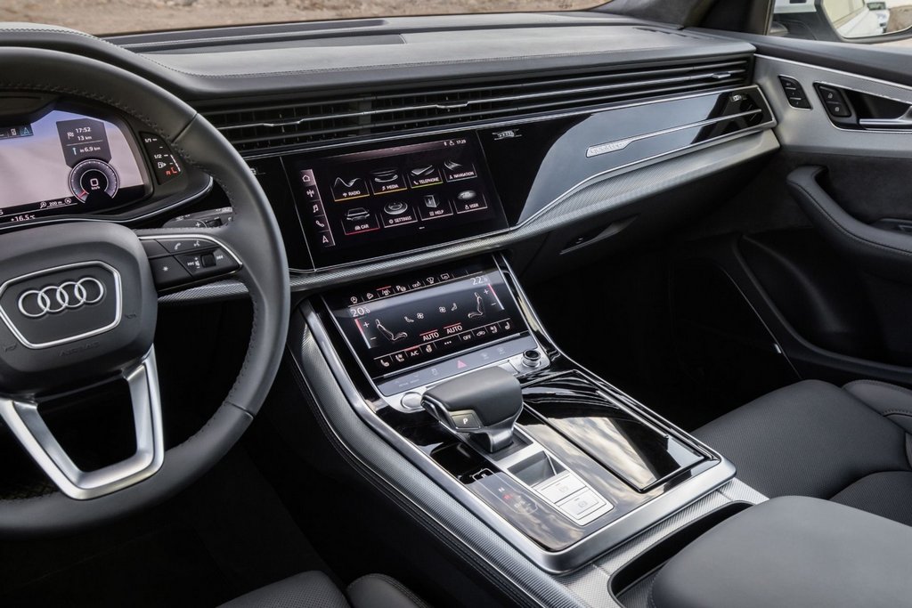 Koeajo: nelivetoinen premium-crossover Audi Q8