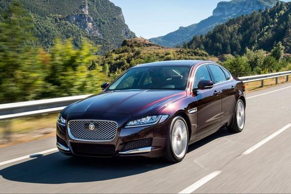Premium-sedanin Jaguar XF:n toinen sukupolvi