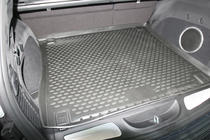 Jeep Grand Cherokee WK2 2010–2021 Kuminen tavaratilan matto (Novline) asennukseen kuva 4