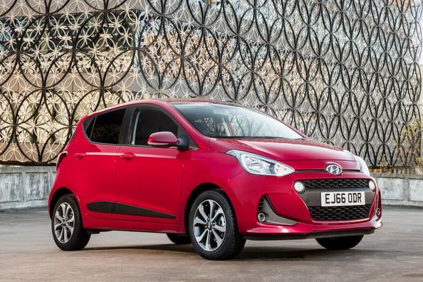Kompakti viisiovinen Hyundai i10 -viistoperä Kuva 1