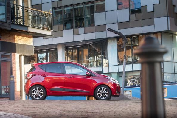 Kompakti viisiovinen Hyundai i10 -viistoperä Kuva 3
