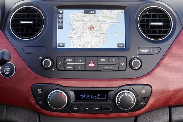 Kompakti viisiovinen Hyundai i10 -viistoperä Kuva 8