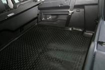 Land Rover Discovery IV 2009–2017 (2010-2014↗) Pitka kuminen tavaratilan matto (Novline) kuva 3