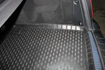 Mercedes GLK-sarja X204 2008–2015 (2008↗) Tavaratilan kumimatto (Novline) crossover kuva 3