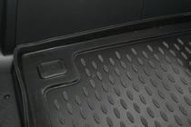 Toyota FJ Cruiser 2006–2022 Kuminen tavaratilan matto (Novline) asennukseen kuva 3