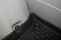 Toyota Prius 2015–2022 (2010-2015) Tavaratilan kaukalomatto (Novline) HB kuva 3