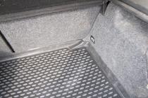 Volkswagen Golf 4 1997–2006 Tavaratilan kaukalomatto (Novline) HB kuva 3