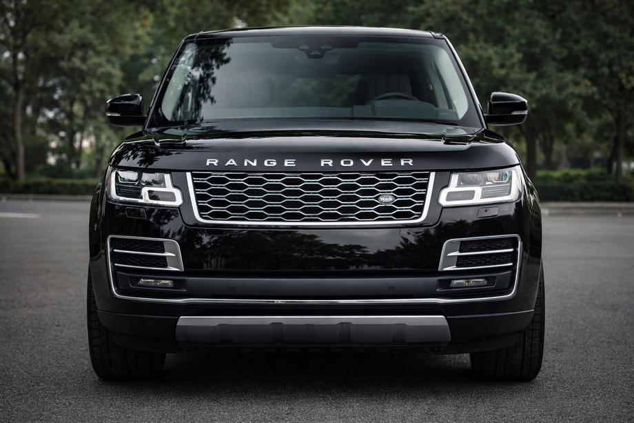 Range Rover IV L405 2013–2021 Säleikköpeitesarja 2018+ (SVA) Image