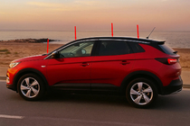 Opel Grandland X 2017– Yläikkunalistat (8 kpl, ruostumaton teräs) kuva 1
