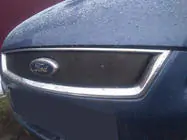 Ford Focus II 2005–2008 Talvisuoja etusäleikköön kuva 3