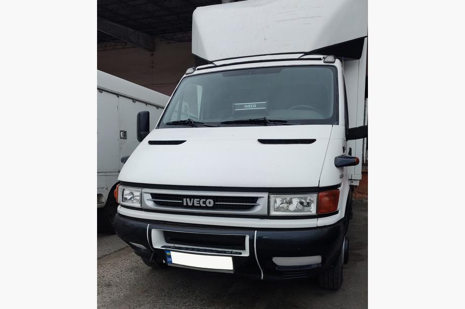 Iveco Daily 1999–2006 Talvisuoja etusäleikköön Kiiltävä Image