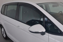 Volkswagen Touran 2015– Ikkunadeflektorit (4 kpl, HIC) kuva 3