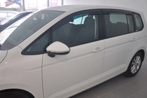 Volkswagen Touran 2015– Ikkunadeflektorit (4 kpl, HIC) kuva 5