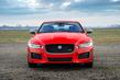 Premium-sedanin Jaguar XE - koeajo kuva 2