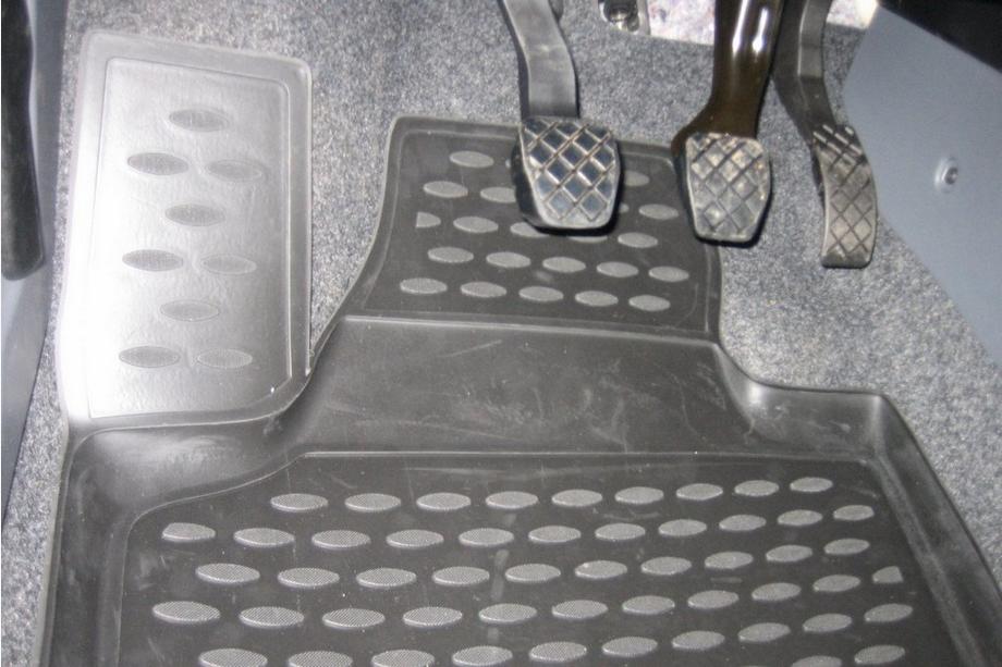 Seat Ibiza 2010–2017 Kumimattosarja matkustamoon (4 kpl, Novline) SW Kuva 2