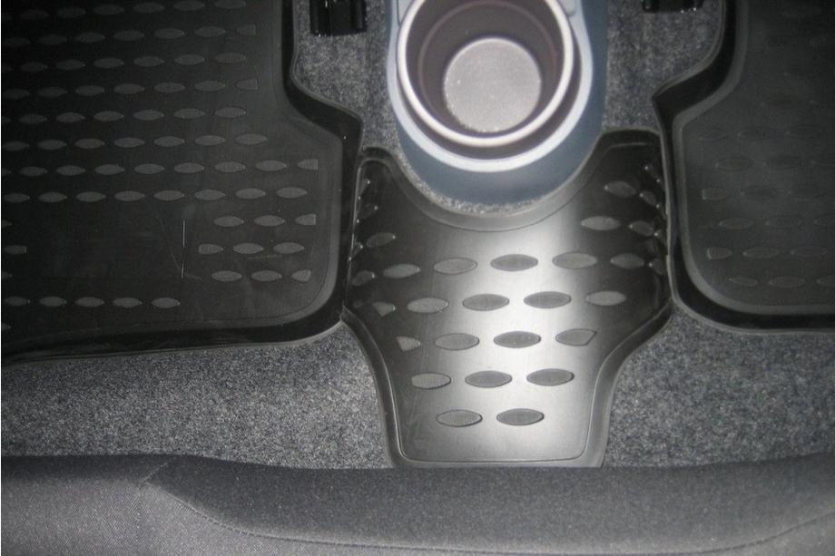 Seat Ibiza 2010–2017 Kumimattosarja matkustamoon (4 kpl, Novline) SW Kuva 5