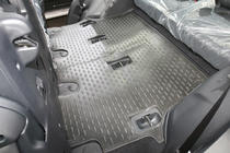 Toyota Land Cruiser 200 2007–2021 Kumimatot matkustamoon (Novline, 2012-2015) kuva 4