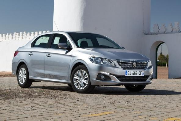 Uudistettu Peugeot 301 -sedan