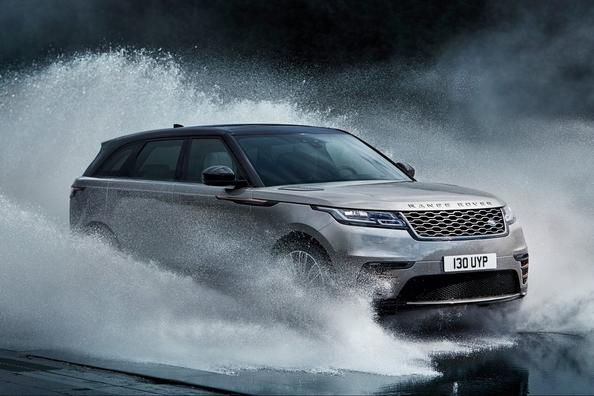 Keskikokoinen luksuscrossover Range Rover Velar