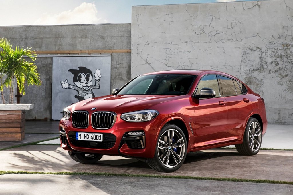 Keskikokoisen BMW X4 -crossoverin toinen sukupolvi