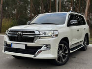 Toyota Land Cruiser 200 2007–2021 Peilinkuoret (vilkulla, 2016-tyyli) Musta väri kuva 7