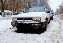 Volkswagen Golf 3 1991–2001 Talvisuoja etusäleikköön Matta kuva 1