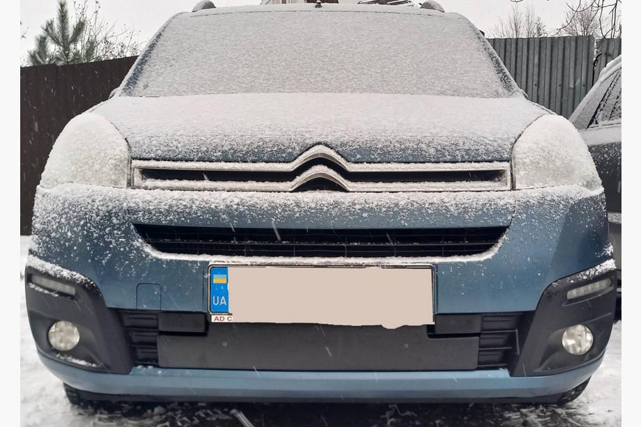Citroen Berlingo 2008–2018 Talvisäleikkö (2015-2018) Image